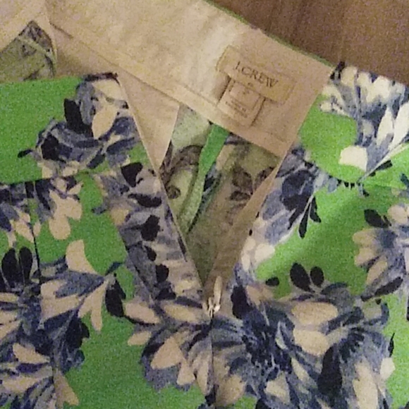 J Crew Tap Short Floral - Picture 6 of 7